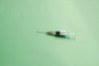 Do vazamento à vedação: materiais e dinâmica de vedação das agulhas de transf...